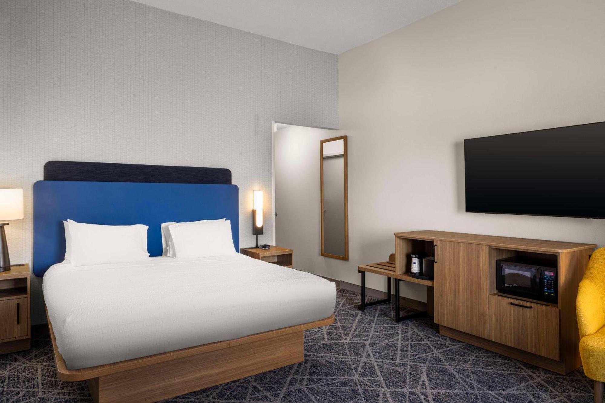 Hampton Inn & Suites Moline-Quad City Int'L Aprt Exterior photo